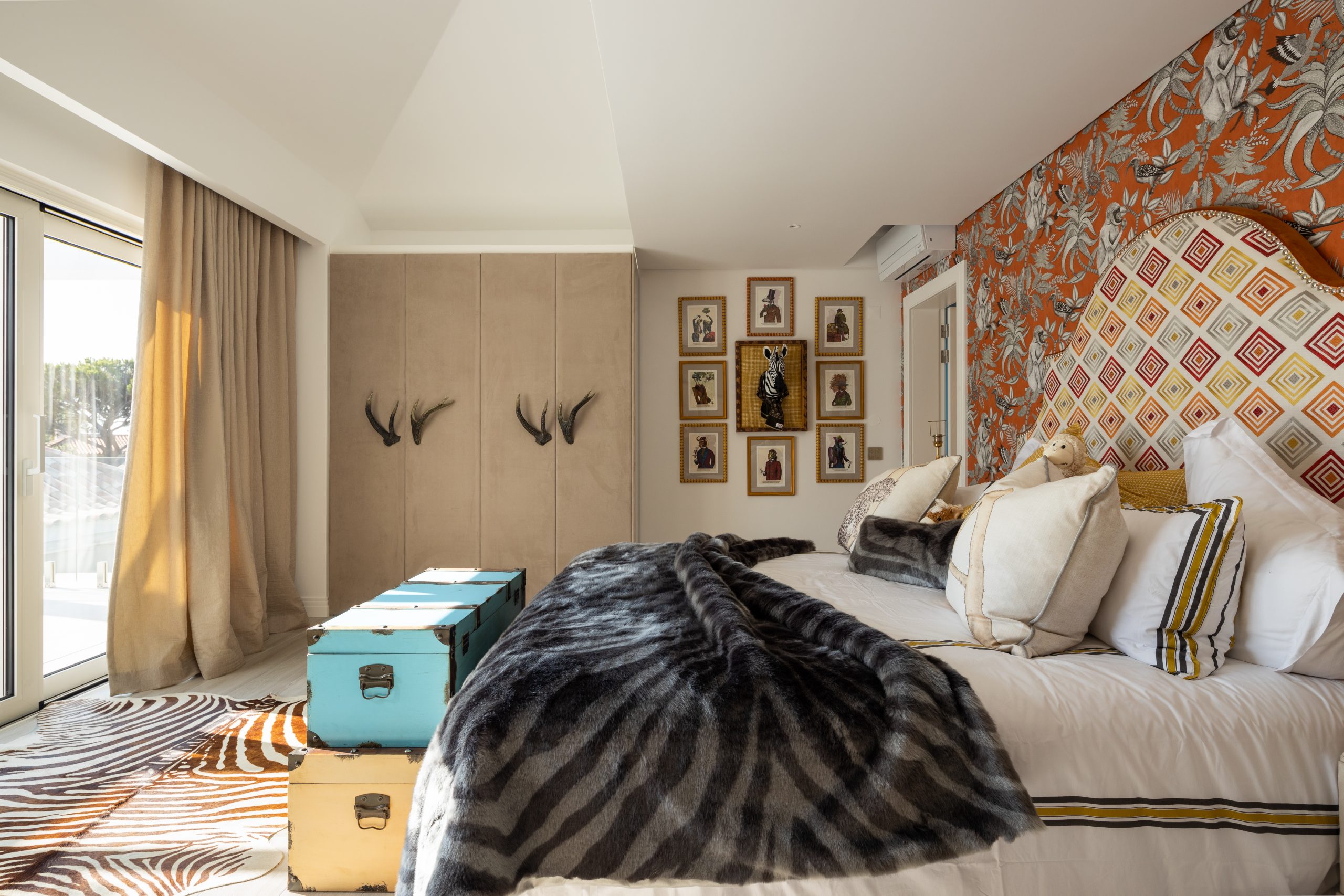 Pop-art bedroom inspo - CORE architects
