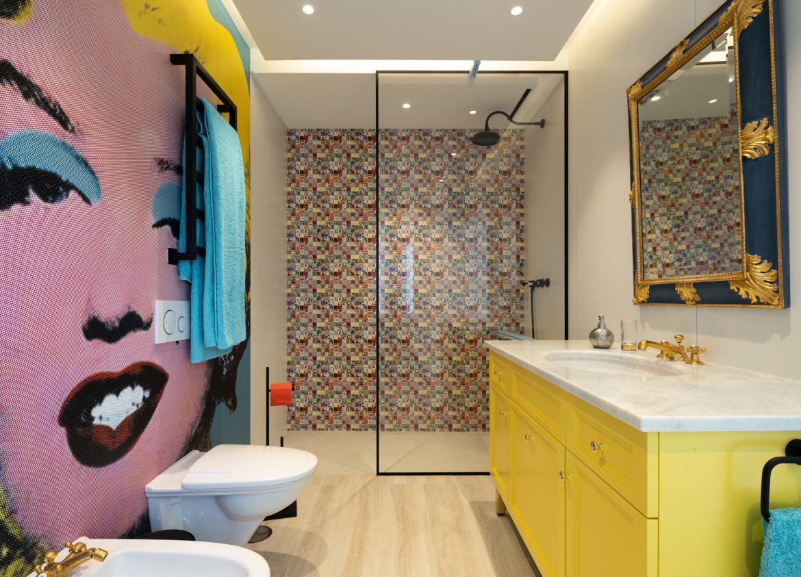 Pop art bathroom design inspiration